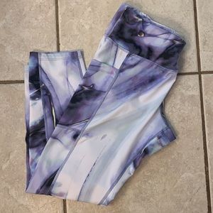 AVIA Women’s Active New Year 7/8 Leggings with two side pockets